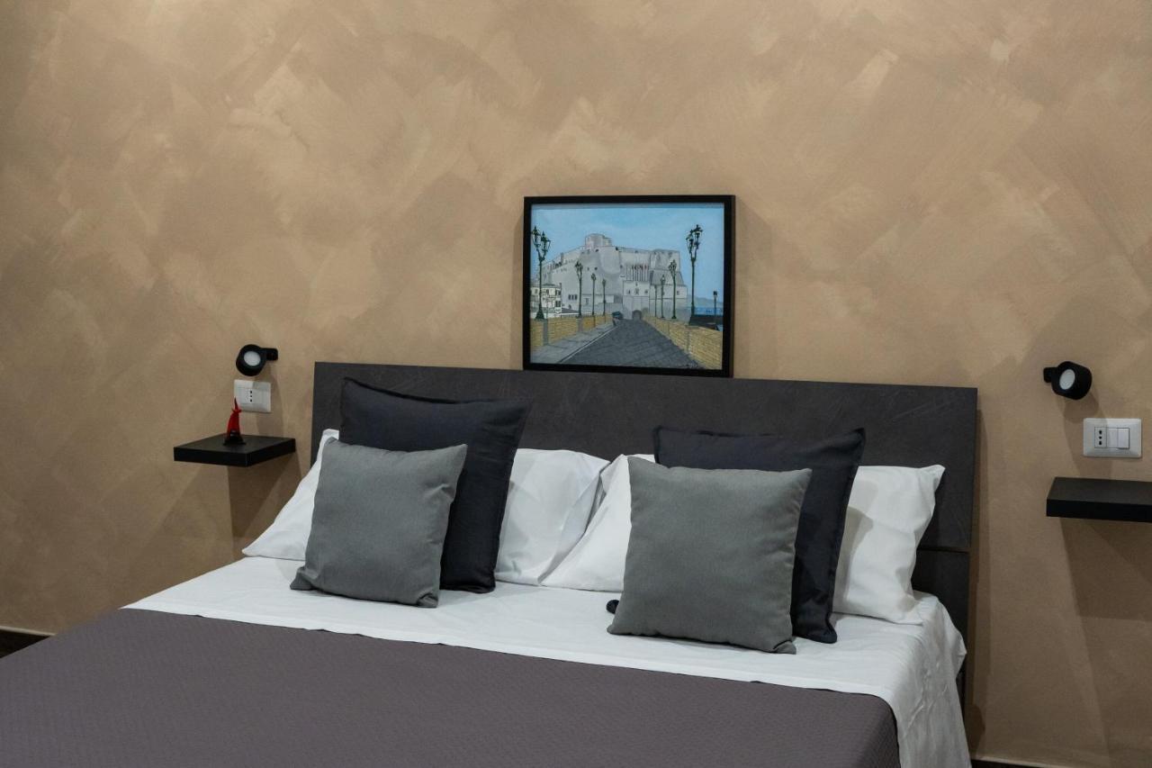 نابولي B&B Santa Lucy L.A.M. المظهر الخارجي الصورة